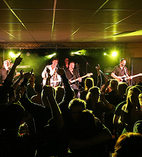 Coverband Swizzle